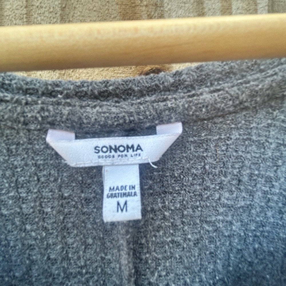 Sonoma Gray Waffle-Knit V-Neck Long Sleeve Tunic Top - Picture 4 of 4